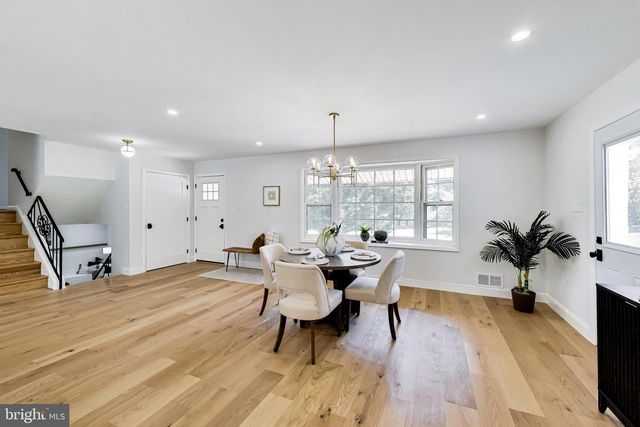 11832 ENID DR, Potomac, MD 20854