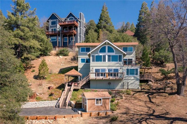 28834 Zion Drive, Lake Arrowhead, CA 92352