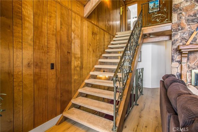 28834 Zion Drive, Lake Arrowhead, CA 92352