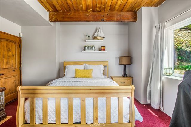 28834 Zion Drive, Lake Arrowhead, CA 92352