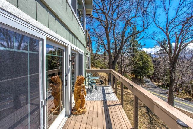 28834 Zion Drive, Lake Arrowhead, CA 92352