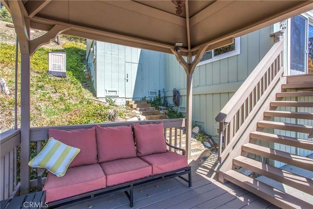 28834 Zion Drive, Lake Arrowhead, CA 92352