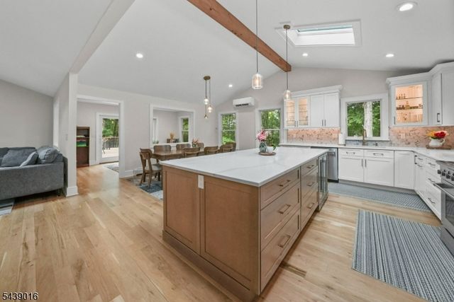 246 Mount Harmony Rd, Bernardsville Boro, NJ 07924