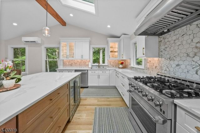 246 Mount Harmony Rd, Bernardsville Boro, NJ 07924