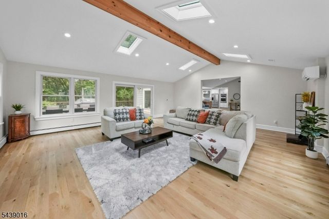 246 Mount Harmony Rd, Bernardsville Boro, NJ 07924
