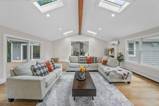 246 Mount Harmony Rd, Bernardsville Boro, NJ 07924