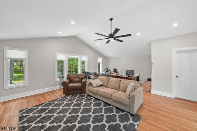 246 Mount Harmony Rd, Bernardsville Boro, NJ 07924
