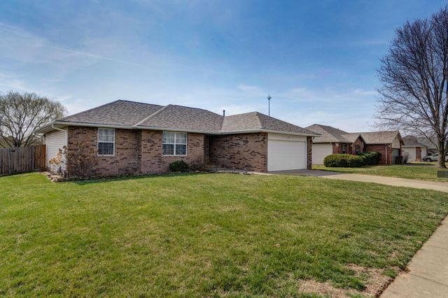 143 Pine Ridge Boulevard, Rogersville, MO 65742