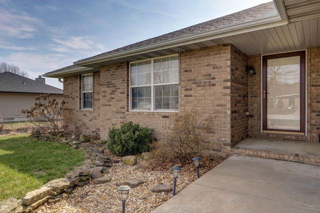 143 Pine Ridge Boulevard, Rogersville, MO 65742