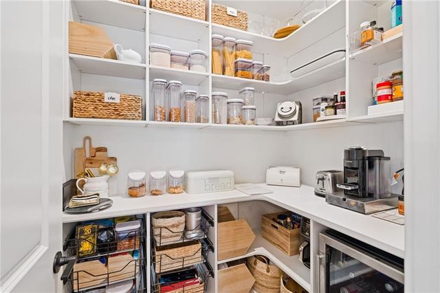 6410 Halcyon Garden Drive, Alpharetta, GA 30005