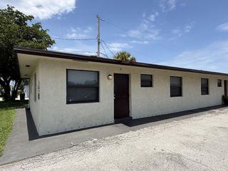 2820 Avenue S A1, Riviera Beach, FL 33404