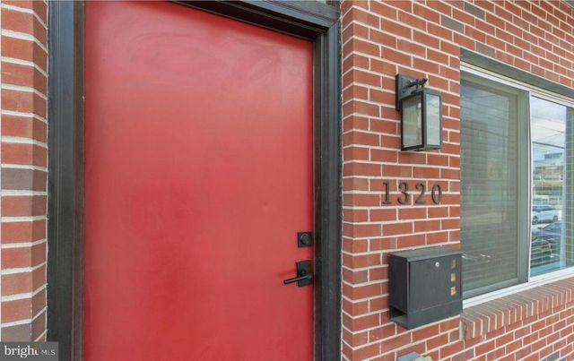 1320 S 31ST ST, Philadelphia, PA 19146