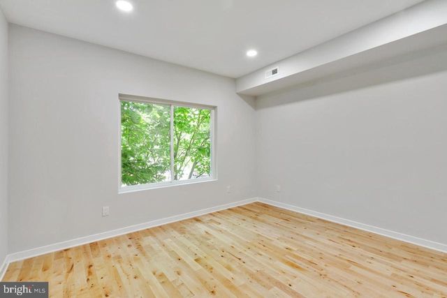 1320 S 31ST ST, Philadelphia, PA 19146