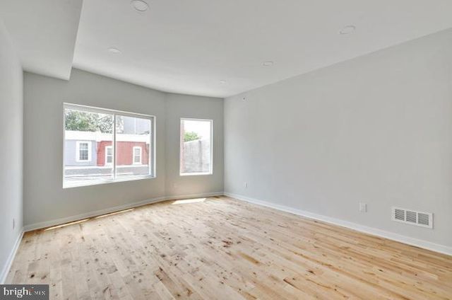 1320 S 31ST ST, Philadelphia, PA 19146