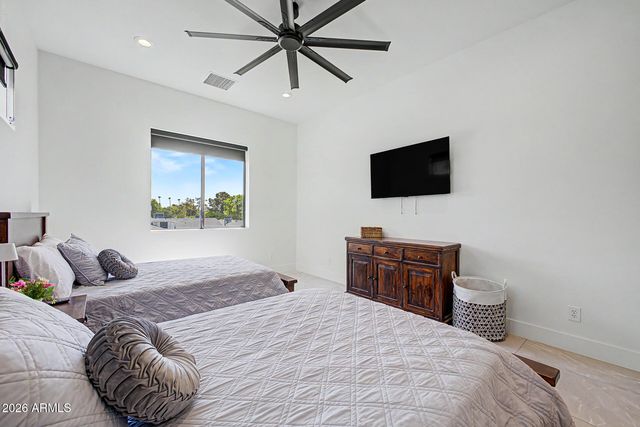 3526 E HAZELWOOD Street, Phoenix, AZ 85018