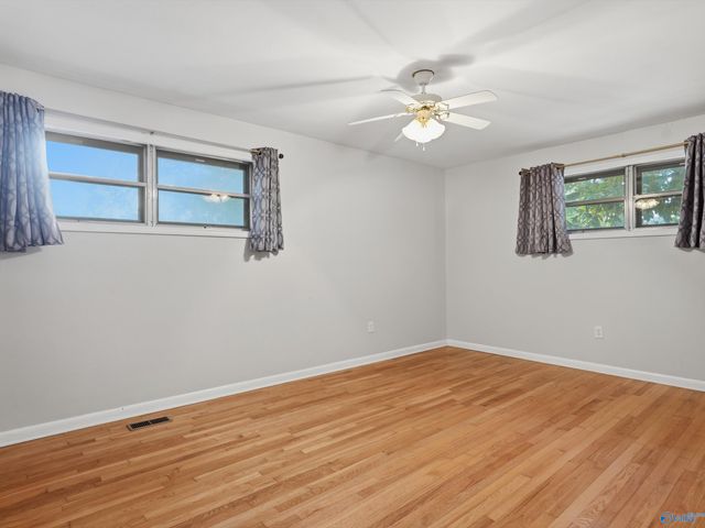 700 Cedar Street, Hartselle, AL 35640