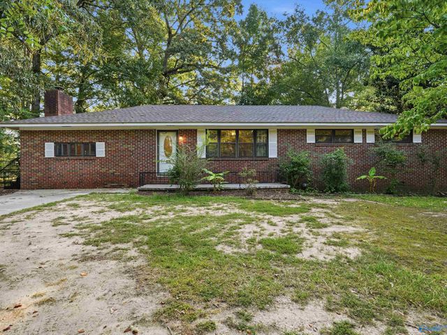 700 Cedar Street, Hartselle, AL 35640