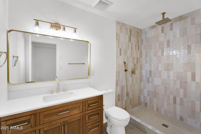 1523 W FLYNN Lane, Phoenix, AZ 85015