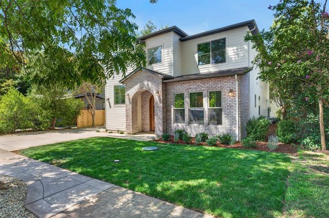 864 48th St, Sacramento, CA 95819
