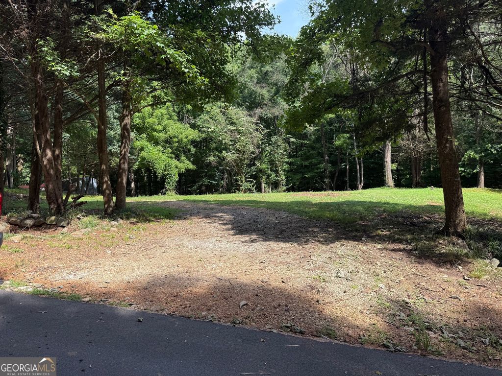 281 Woodland Hills Drive, Jefferson, GA 30549