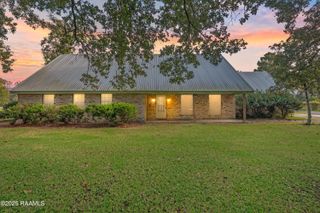 135 Oak Drive, St. Martinville, LA 70582