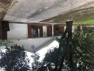 1004 Bowie ST, Lockhart, TX 78644