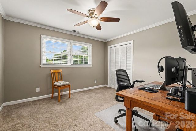114 Carderock Court, Charlotte, NC 28214