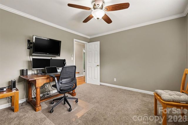 114 Carderock Court, Charlotte, NC 28214