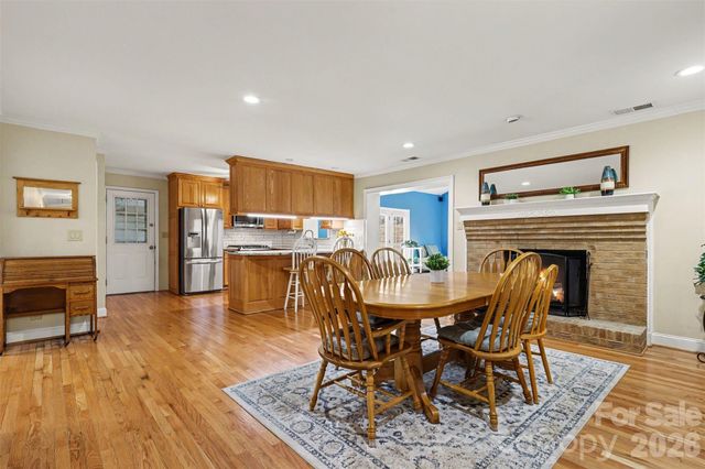 114 Carderock Court, Charlotte, NC 28214