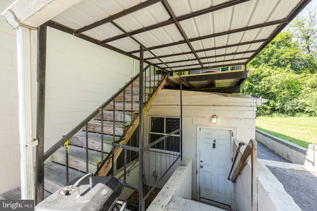 1 W 6TH AVE, Coatesville, PA 19320