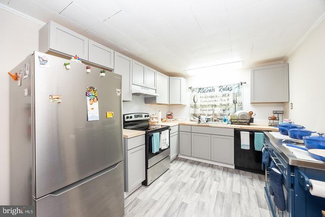 1 W 6TH AVE, Coatesville, PA 19320