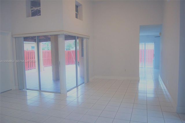 10957 SW 73rd Ter, Miami, FL 33173