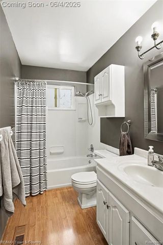 4374 Bridgeman Trail, Swartz Creek, MI 48473