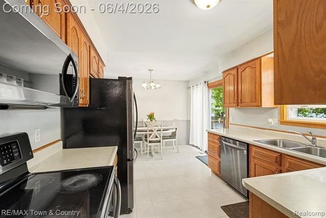4374 Bridgeman Trail, Swartz Creek, MI 48473