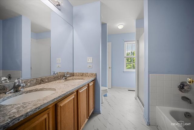 750 Majestic Drive, Algonquin, IL 60102
