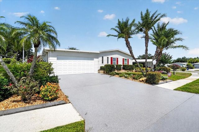 8469 IMPERIAL LAKES CIRCLE, Palmetto, FL 34221