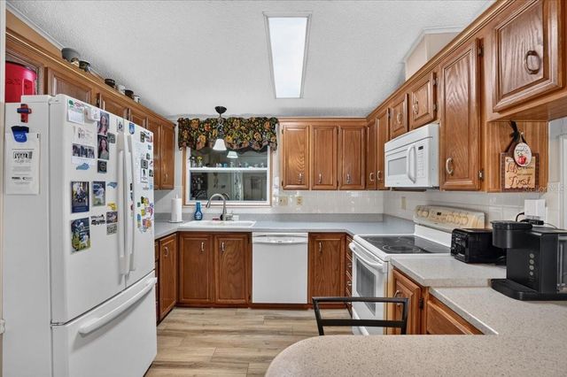 8469 IMPERIAL LAKES CIRCLE, Palmetto, FL 34221