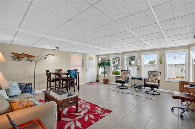 8469 IMPERIAL LAKES CIRCLE, Palmetto, FL 34221