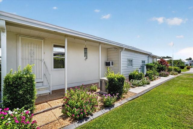 8469 IMPERIAL LAKES CIRCLE, Palmetto, FL 34221