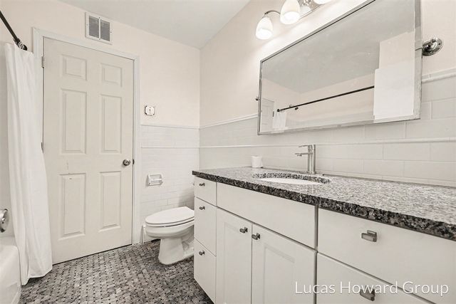 815 S Despelder Street 9, Grand Haven, MI 49417