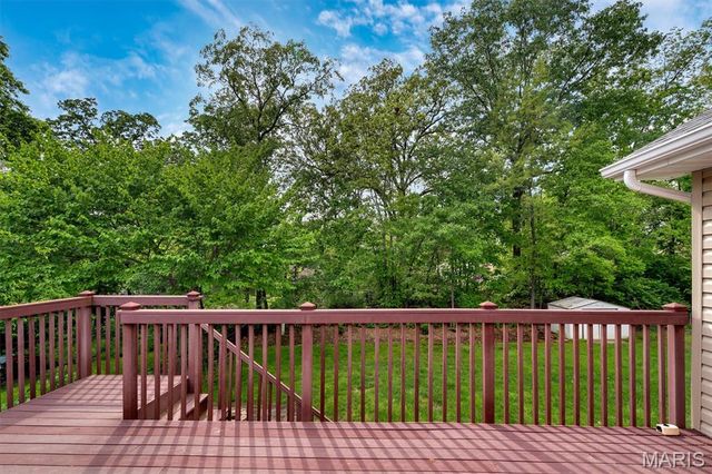 903 Parma Drive, Ballwin, MO 63021