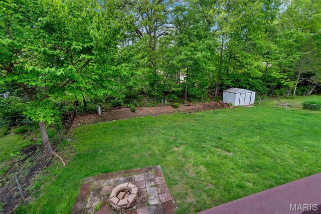 903 Parma Drive, Ballwin, MO 63021