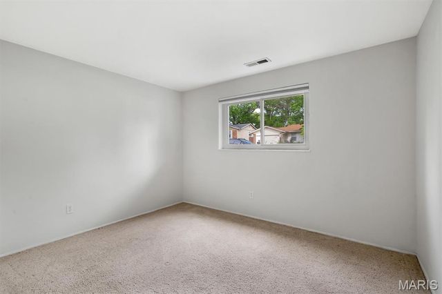903 Parma Drive, Ballwin, MO 63021