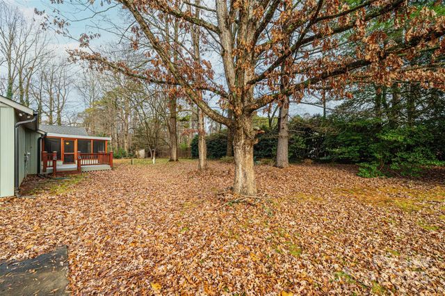 3250 15th Street NE, Hickory, NC 28601