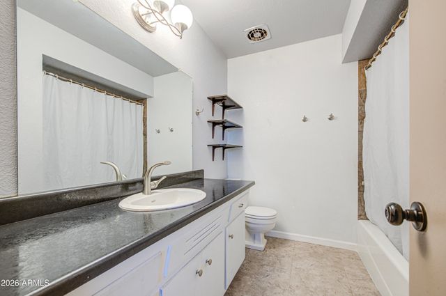 3501 W ROYAL PALM Road, Phoenix, AZ 85051