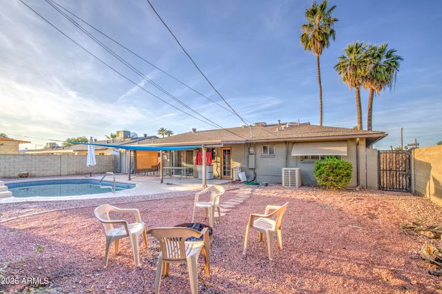 3501 W ROYAL PALM Road, Phoenix, AZ 85051