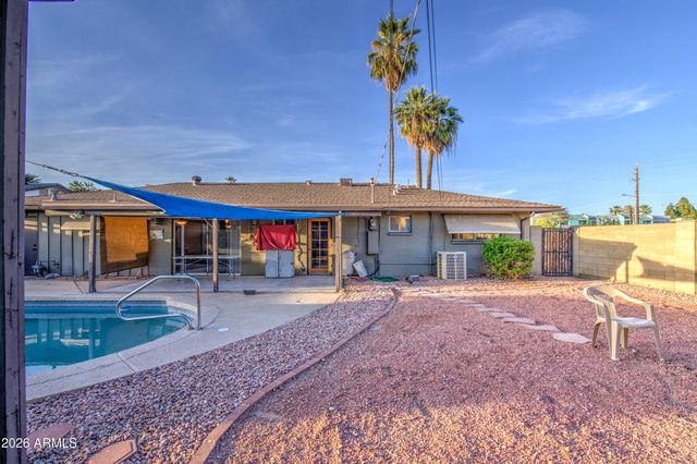 3501 W ROYAL PALM Road, Phoenix, AZ 85051