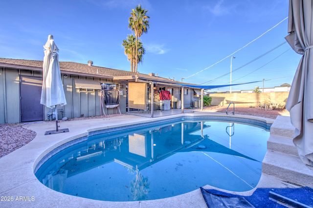 3501 W ROYAL PALM Road, Phoenix, AZ 85051