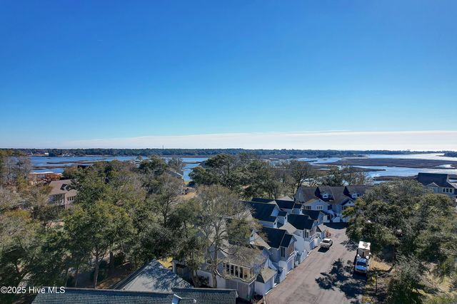 105 Clubhouse Drive, Supply, NC 28462