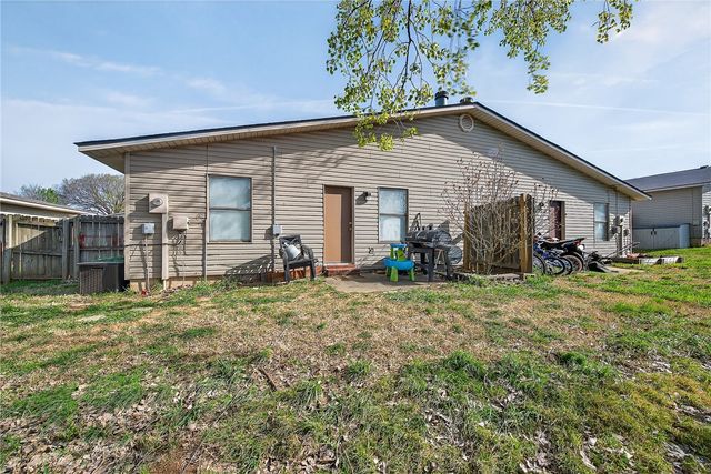 3433 & 3435 W Harvard Street, Fayetteville, AR 72704